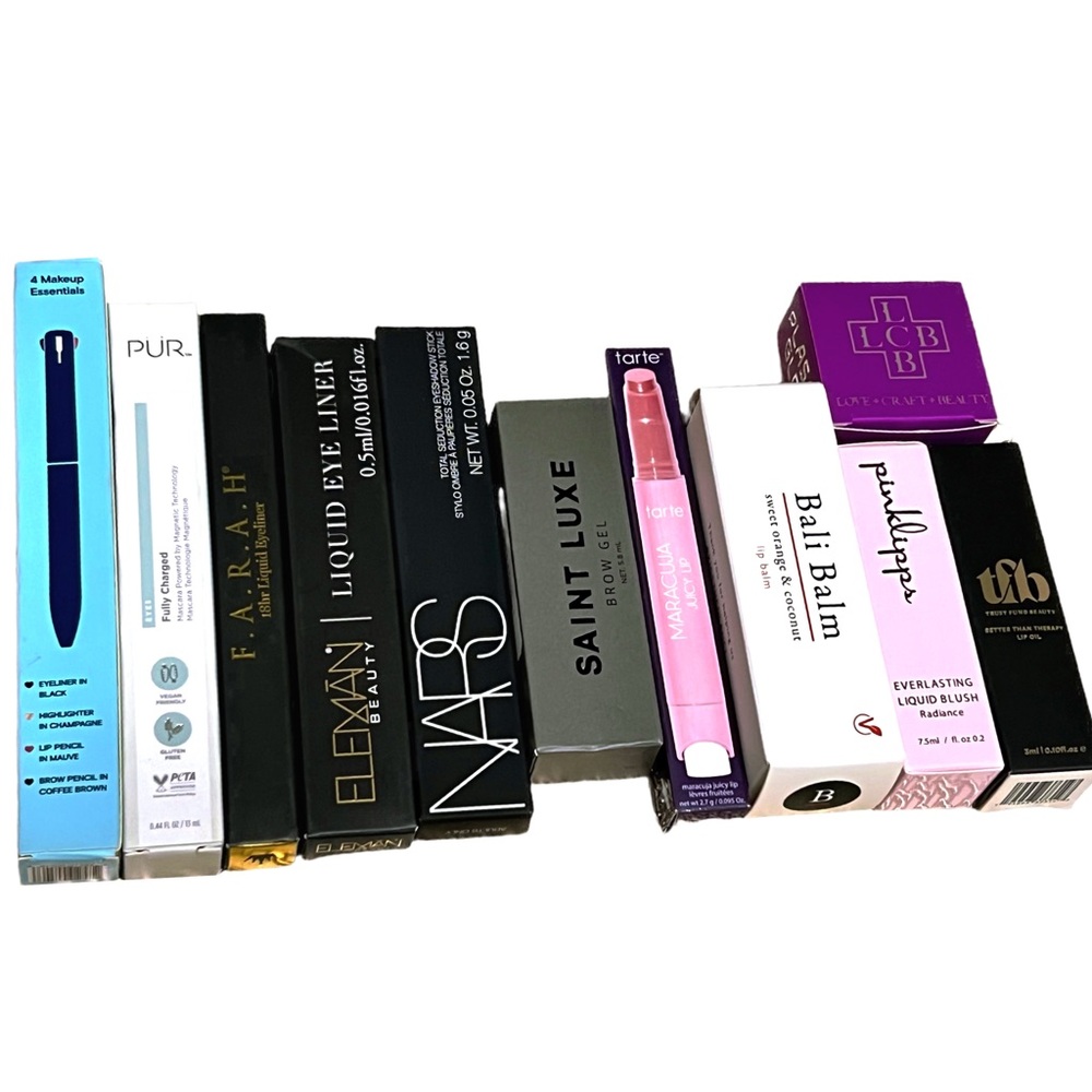 ✨ Beauty Lover’s Bundle – Must-Have Makeup Lot! ✨ - Picture 2 of 12